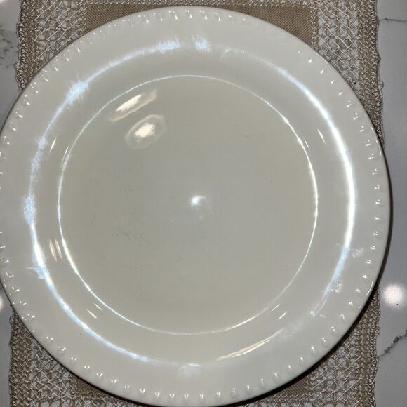 Gail Pittman Southern Living Hospitality 11 1/4" Cream Colored (2) Dinner Plates - Picture 7 of 9